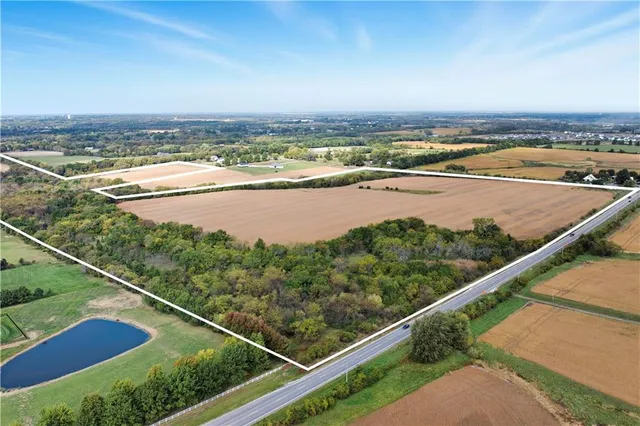 $3,990,000 | 13104 South 7th Highway, Greenwood, MO 64034