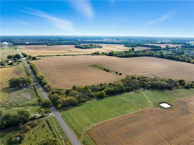 $3,990,000 | 13104 South 7th Highway, Greenwood, MO 64034