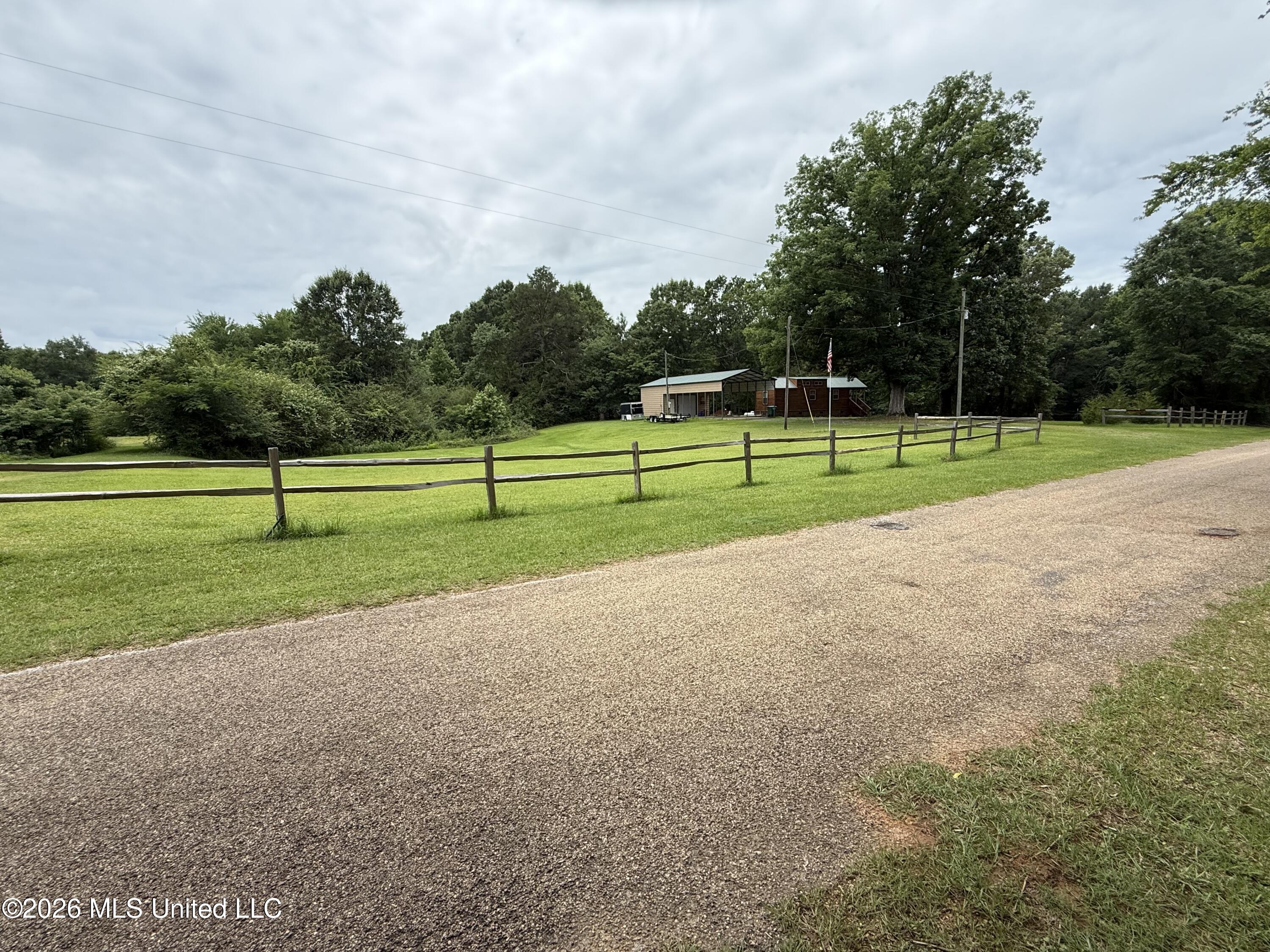 1687 Thaggard Road Carthage, MS 39051 - Photo 1 of 8 IMG_6787