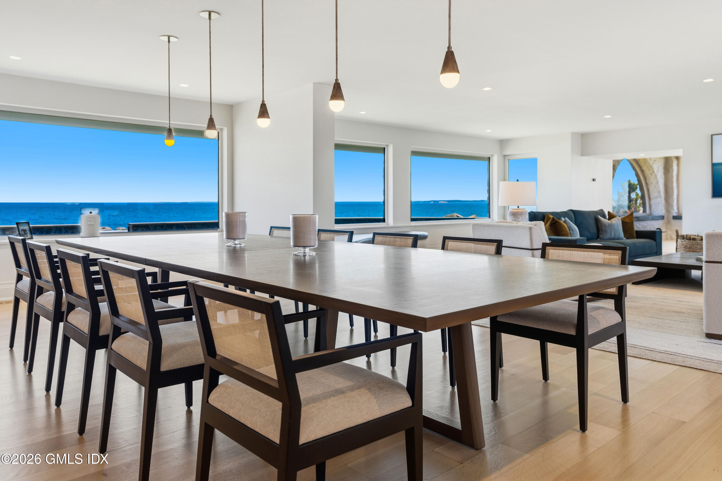 123 Saddle Rock Road Stamford, CT 06902 - Photo 12 of 48 DINING ROOM