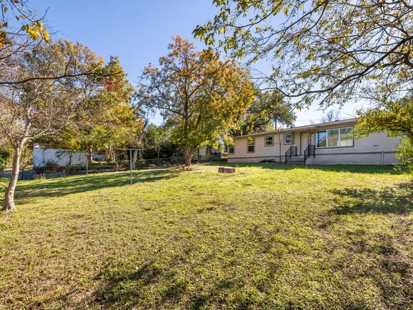 $1,850 | 800 Monterrey Place, Austin, TX 78753