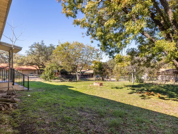 $1,850 | 800 Monterrey Place, Austin, TX 78753