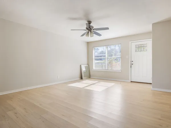 $1,850 | 800 Monterrey Place, Austin, TX 78753