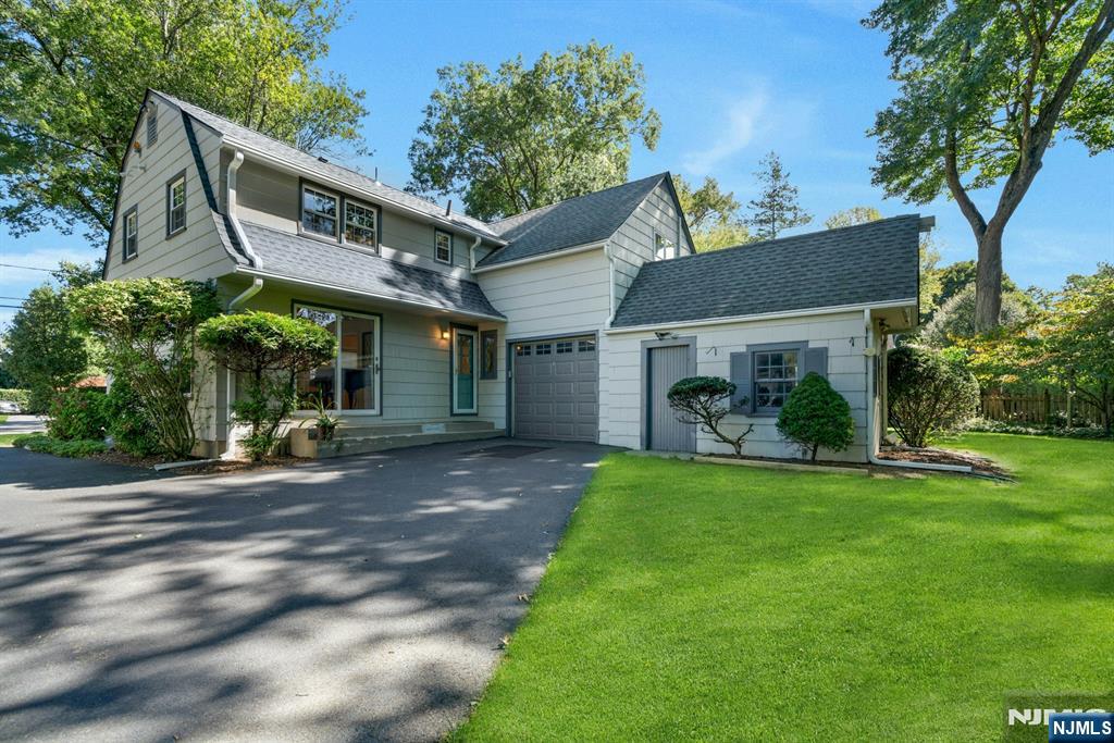 163 Cottage Road Wyckoff, NJ 07481 - Photo 29 of 35 Gallery Image 29