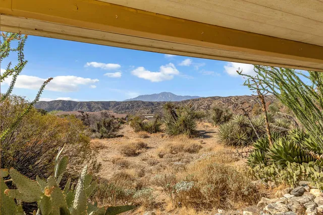 $499,000 | 48819 Bird Of Paradise, Morongo Valley, CA 92256