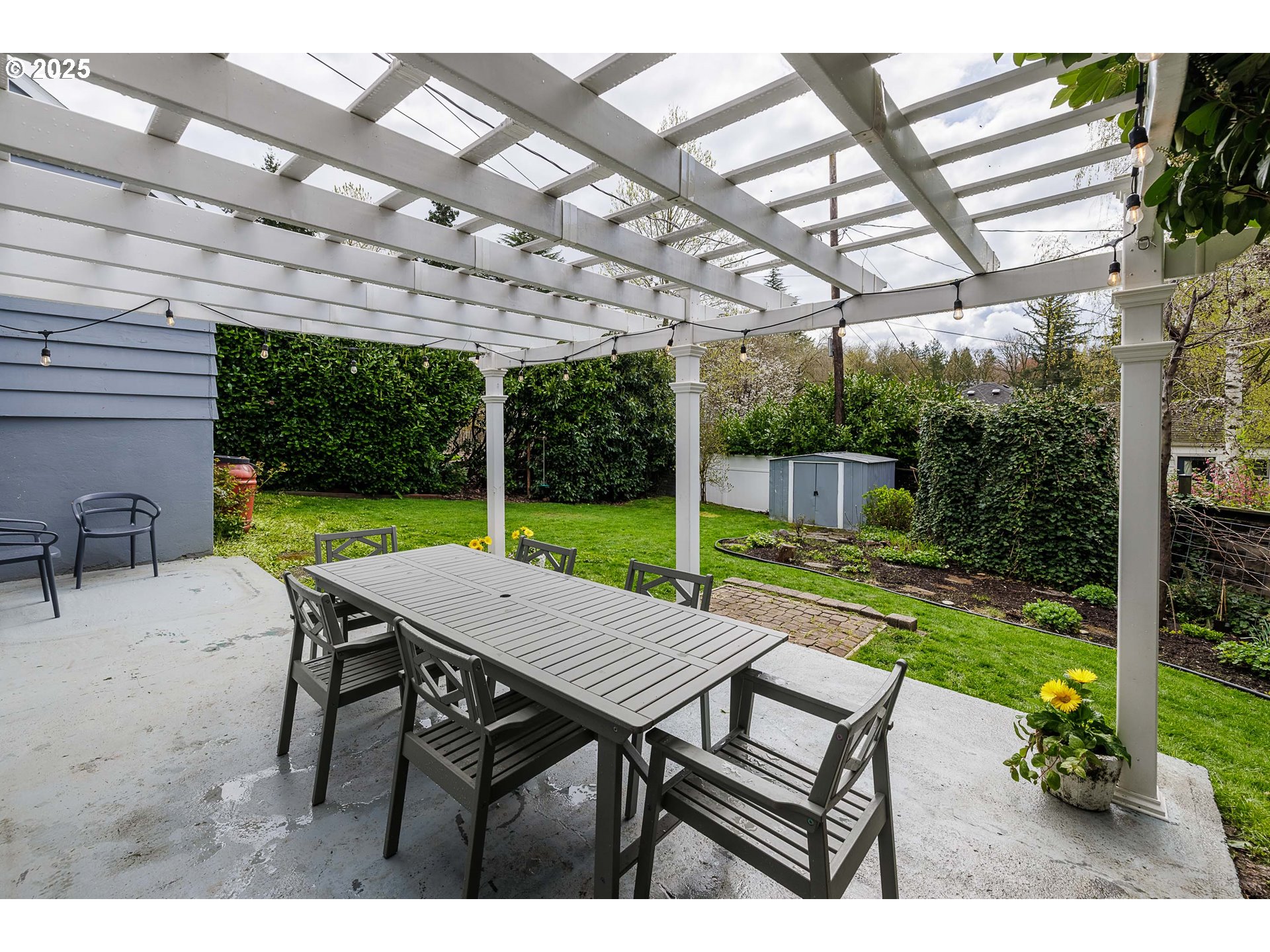 3028 Southwest Flower Terrace Portland, OR 97239 - Photo 25 of 34 Gallery Image 25