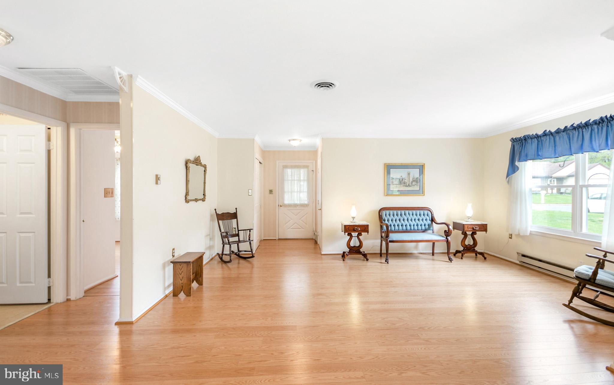 7011 Basswood Road Frederick, MD 21703 - Photo 4 of 33 Front enterence