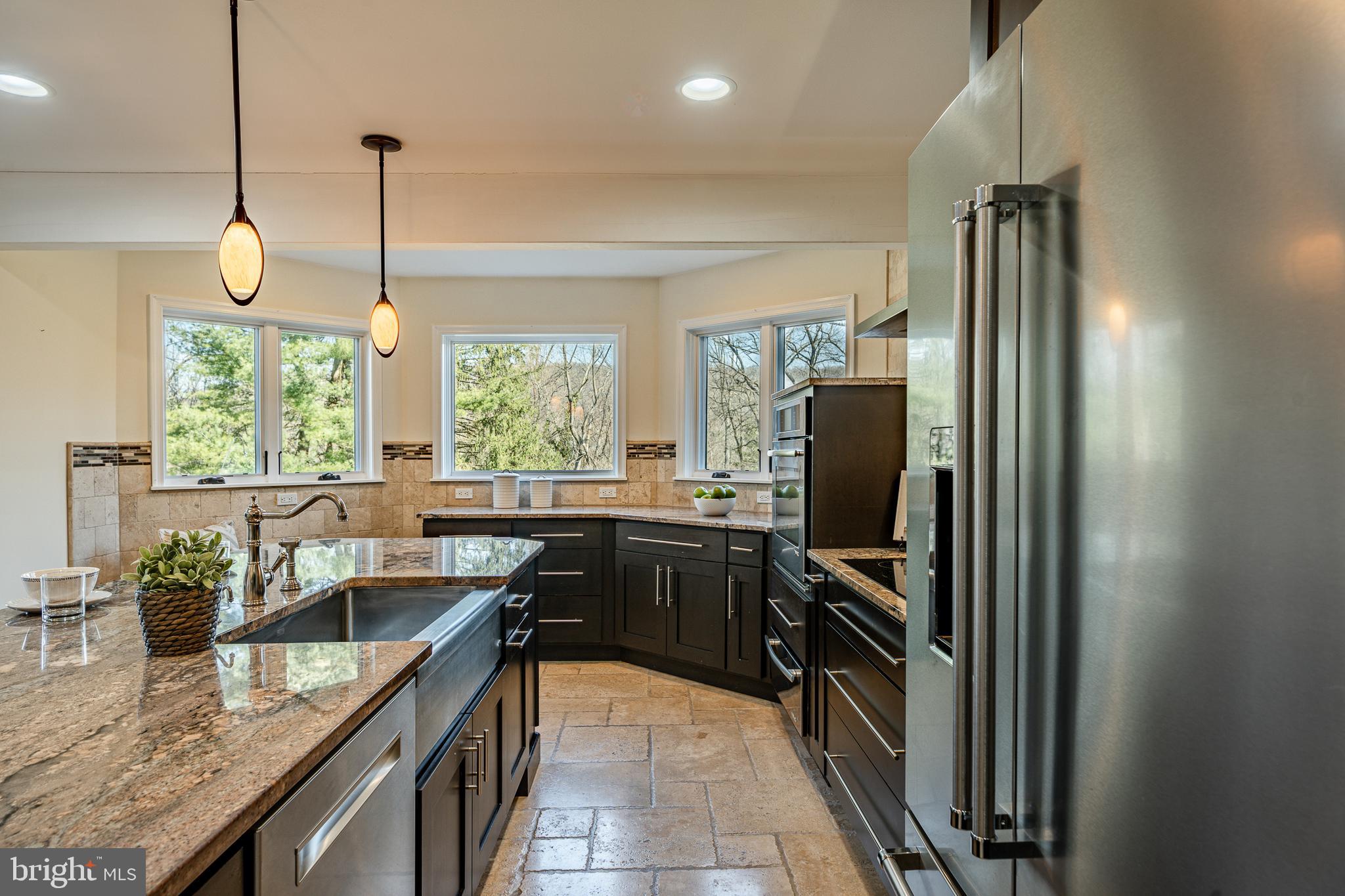 21 Cool Valley Road Malvern, PA 19355 - Photo 10 of 37 Kitchen Island