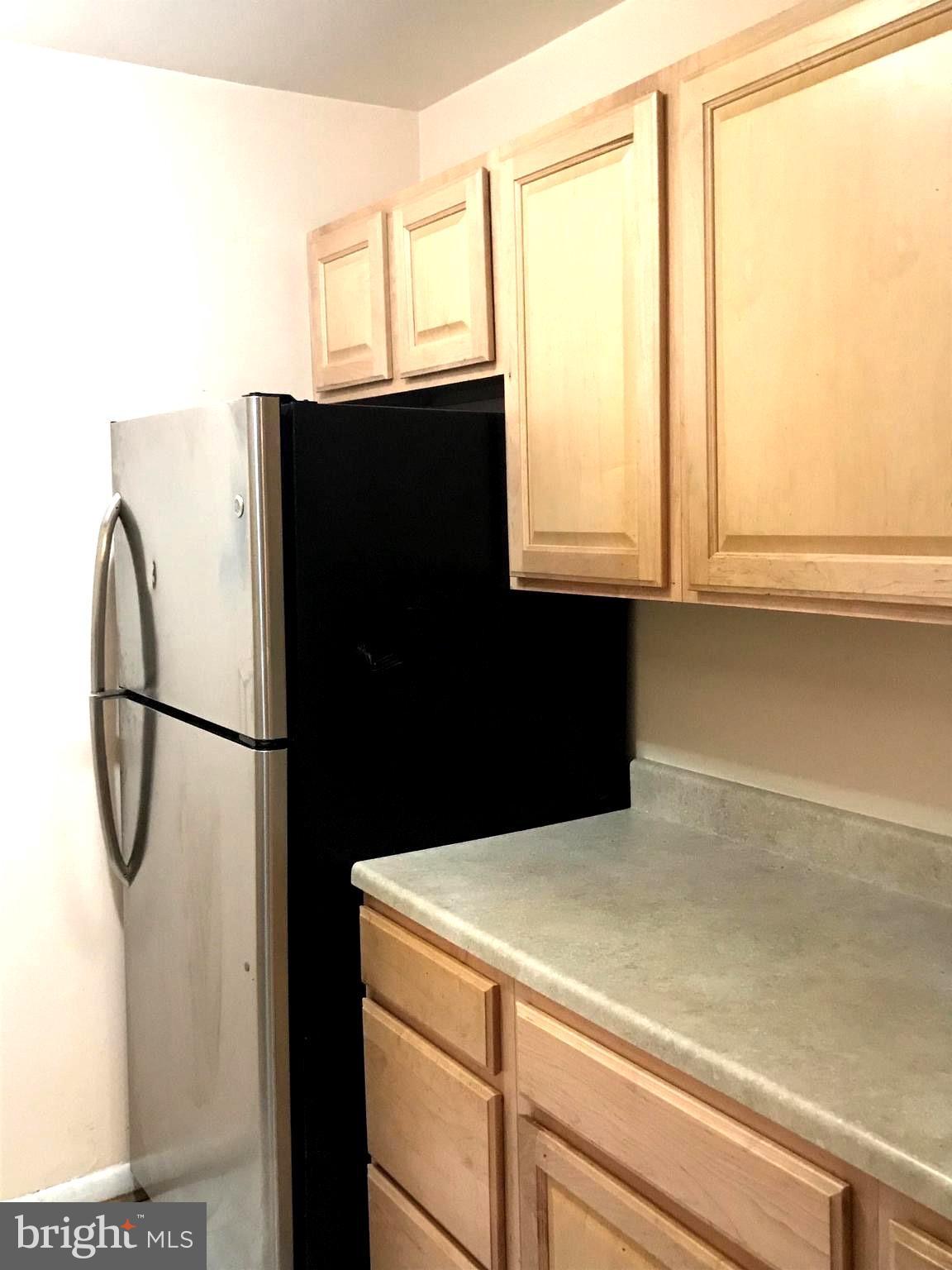 11600 Vantage Hill Road, Unit 1A Reston, VA 20190 - Photo 3 of 12 Kitchen