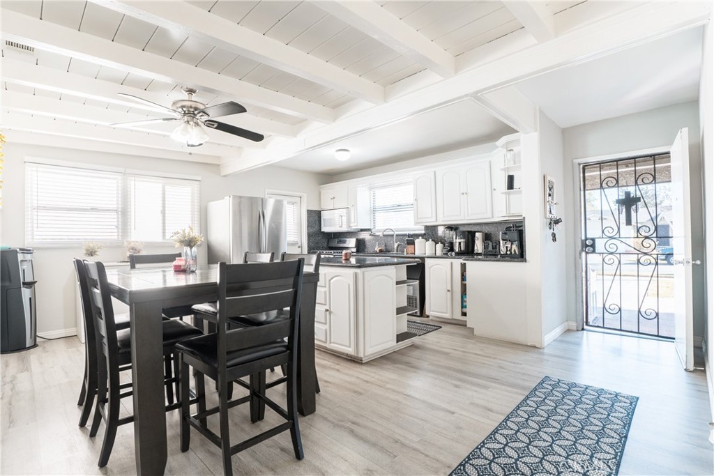 15705 Hayter Avenue Paramount, CA 90723 - Photo 14 of 40