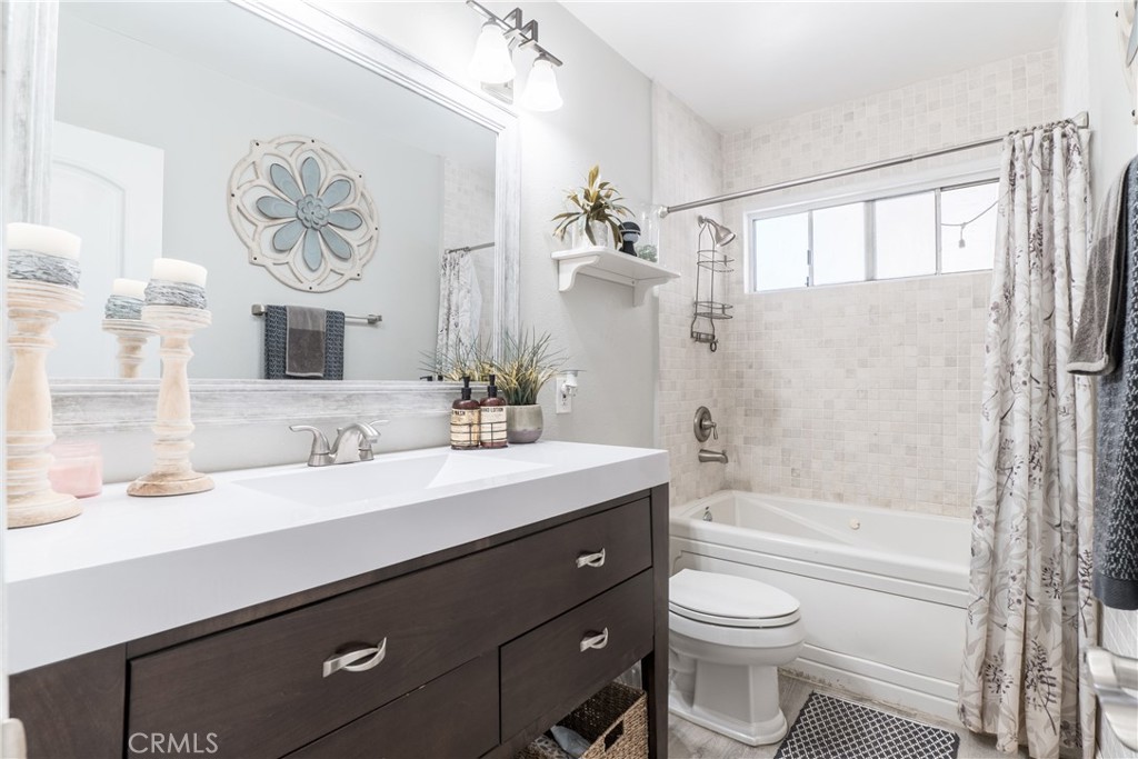 15705 Hayter Avenue Paramount, CA 90723 - Photo 22 of 40