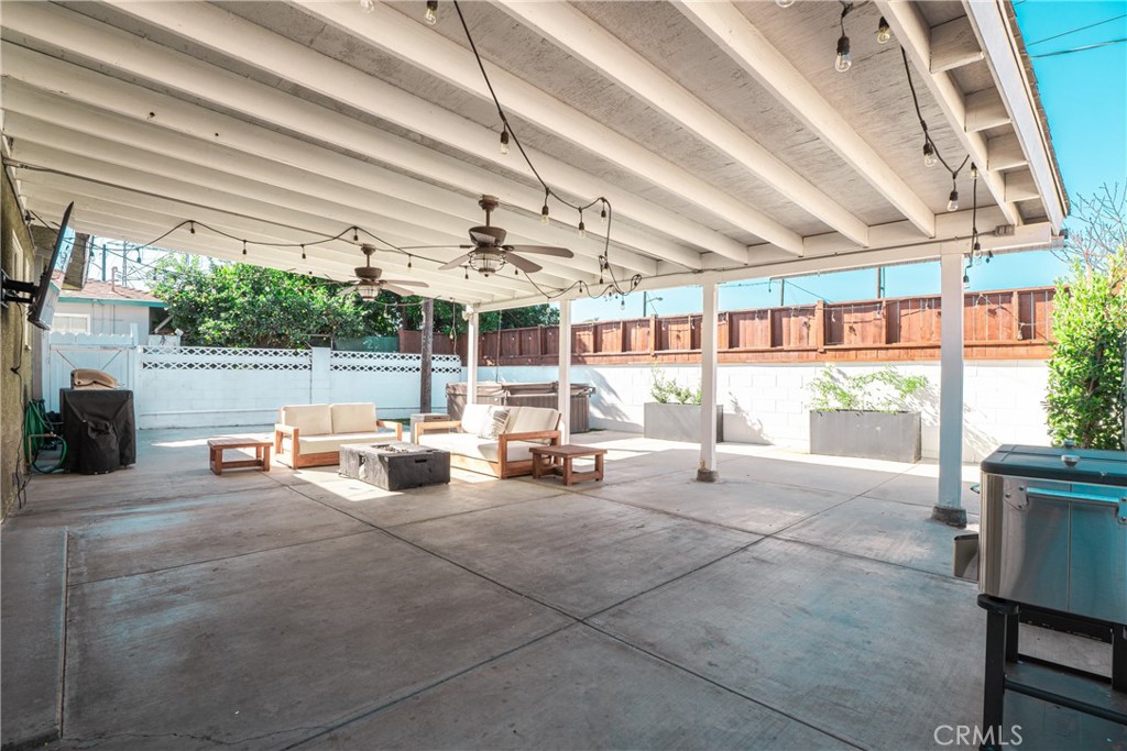 15705 Hayter Avenue Paramount, CA 90723 - Photo 33 of 40