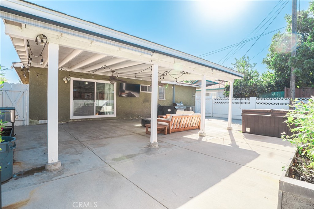 15705 Hayter Avenue Paramount, CA 90723 - Photo 35 of 40