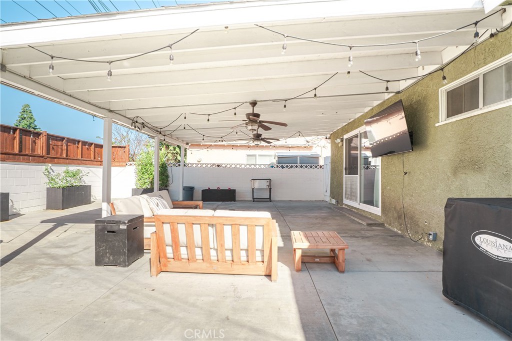 15705 Hayter Avenue Paramount, CA 90723 - Photo 36 of 40