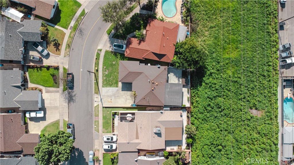 15705 Hayter Avenue Paramount, CA 90723 - Photo 5 of 40