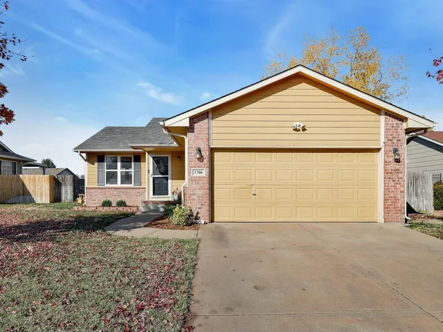 $235,000 | 1706 Summerwood Street, Goddard, KS 67052