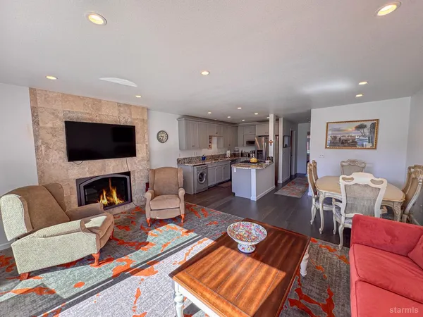 $799,000 | 405 Ala Wai Boulevard, Unit 175, South Lake Tahoe, CA 96150