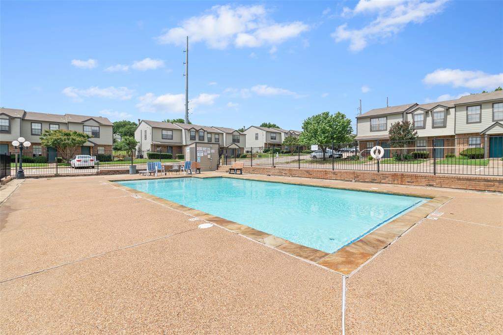 700 West Collins Street Denton, TX 76201 - Photo 36 of 36 Community pool