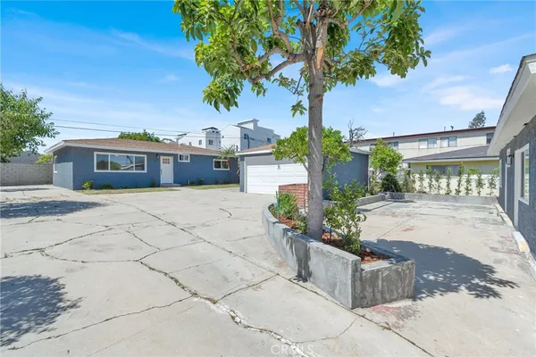$1,199,000 | 25531 Frampton Avenue, Harbor City, CA 90710