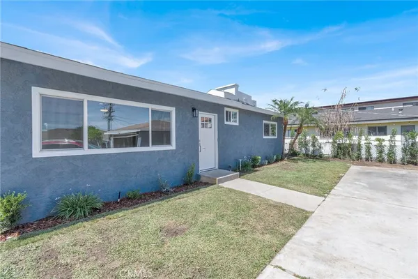 $1,199,000 | 25531 Frampton Avenue, Harbor City, CA 90710