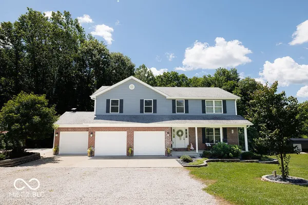 $499,000 | 1162 West Thornridge Way, Spencer, IN 47460