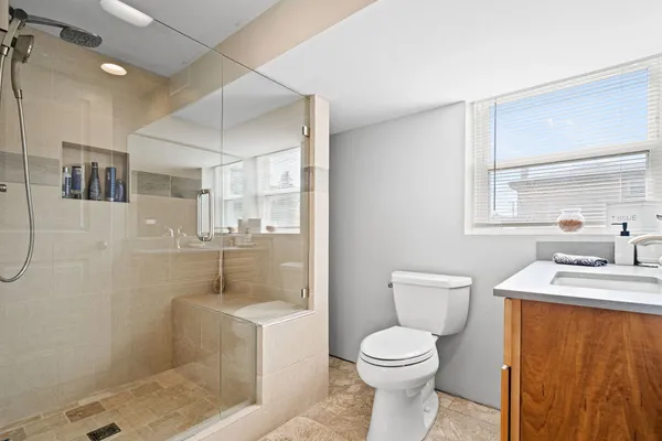 $598,000 | 8821 Congress Park Avenue, Brookfield, IL 60513
