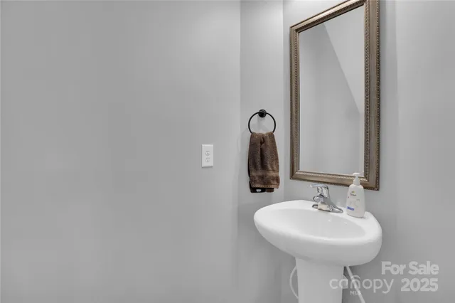 $435,000 | 105 Madison Court, Camden, SC 29020