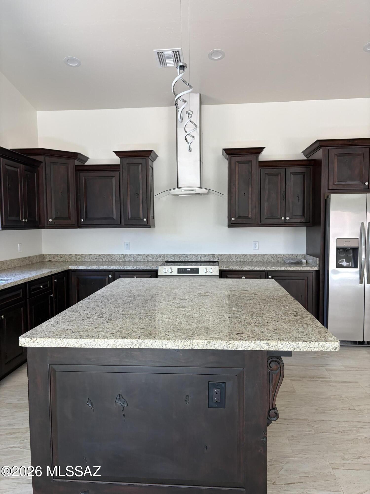 167 Entrada Court Rio Rico, AZ 85648 - Photo 7 of 12 IMG_1519