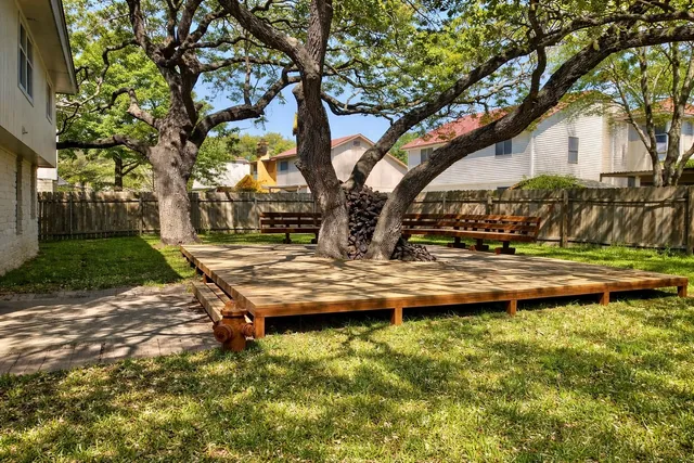 $2,495 | 700 Fairchild Drive, Austin, TX 78748