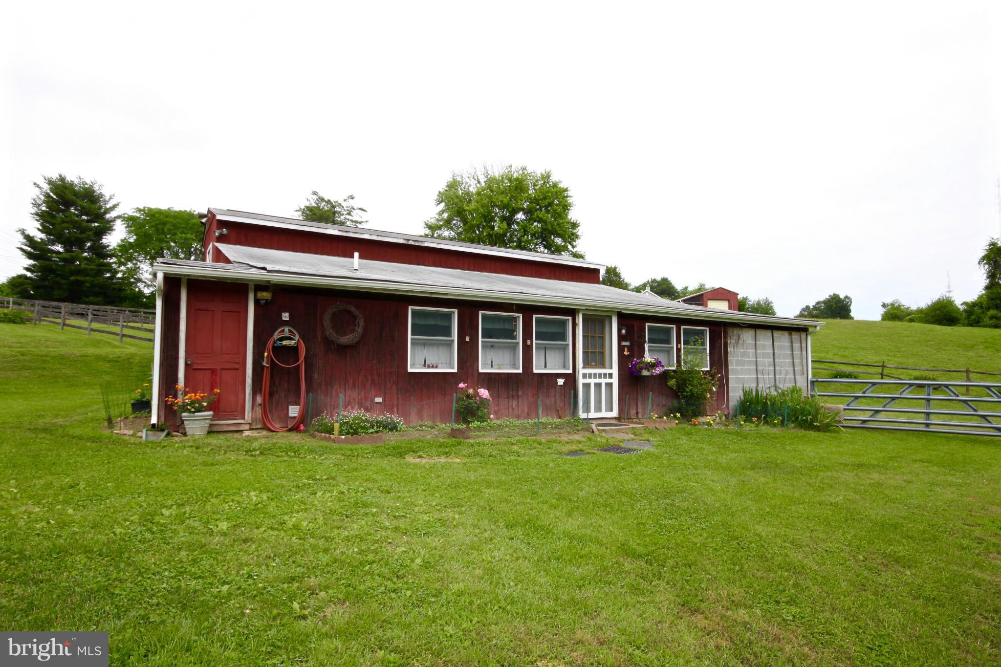 3629 Solomons Island Road Harwood, MD 20776 - Photo 2 of 26 Exterior (Front)