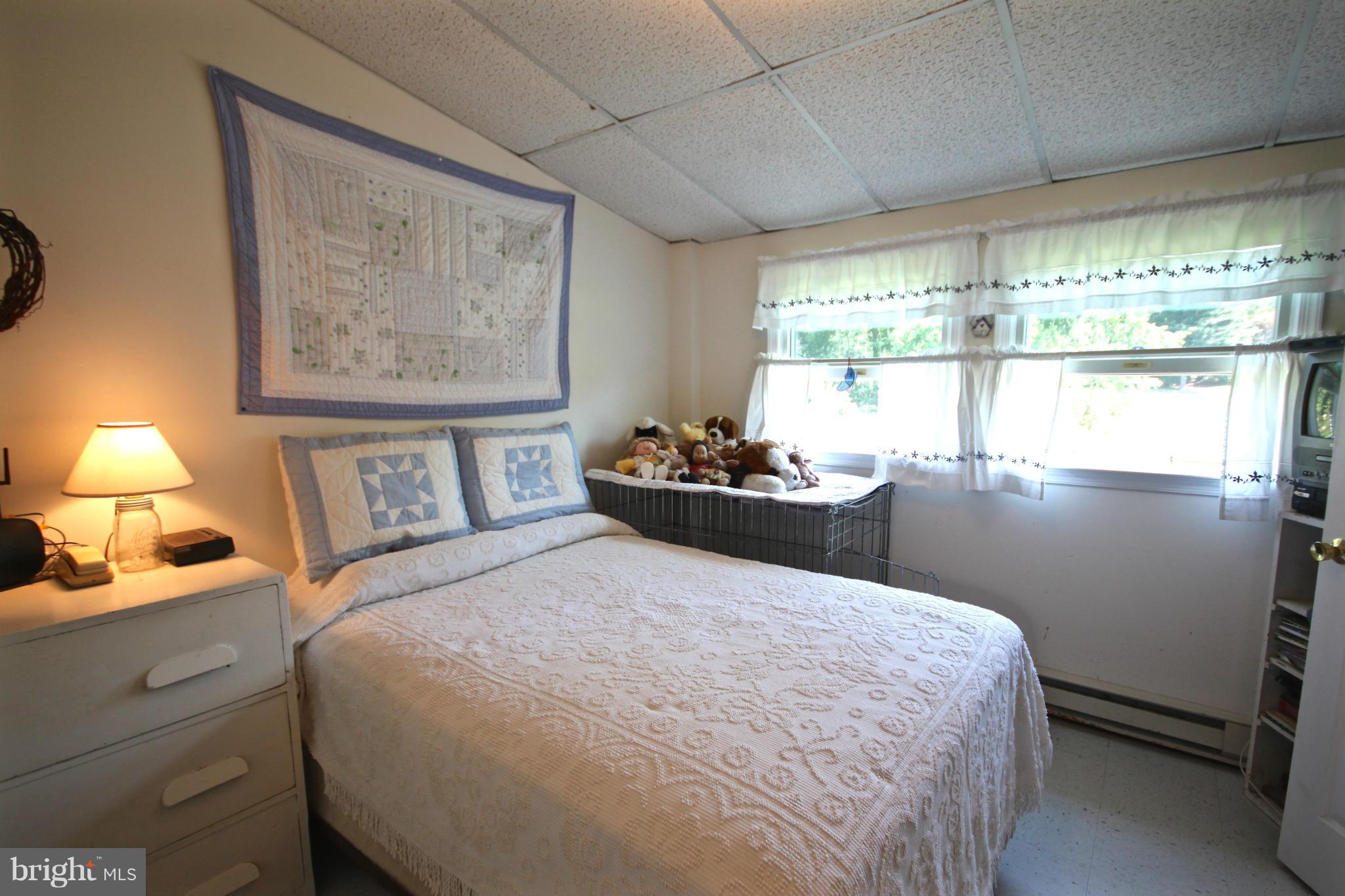 3629 Solomons Island Road Harwood, MD 20776 - Photo 22 of 26 Bedroom