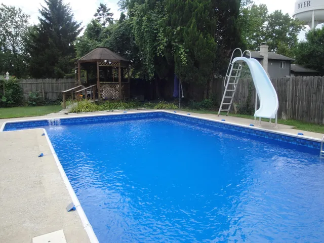 $374,500 | 2308 Flint Court, Dyer, IN 46311