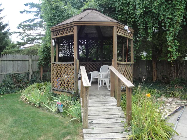 $374,500 | 2308 Flint Court, Dyer, IN 46311