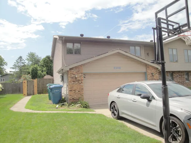 $374,500 | 2308 Flint Court, Dyer, IN 46311