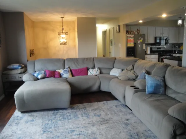 $374,500 | 2308 Flint Court, Dyer, IN 46311