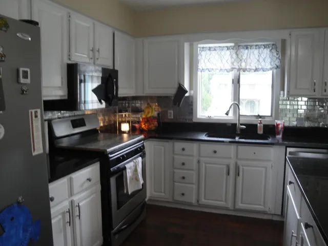 $374,500 | 2308 Flint Court, Dyer, IN 46311