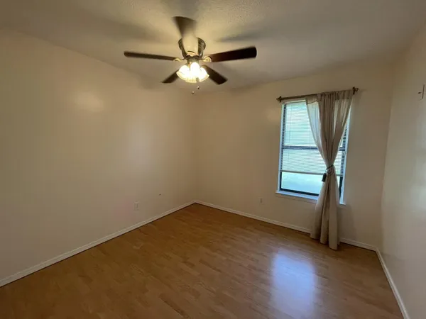 $1,500 | 688 Roberts Drive, DeFuniak Springs, FL 32433