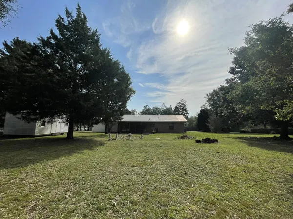 $1,500 | 688 Roberts Drive, DeFuniak Springs, FL 32433