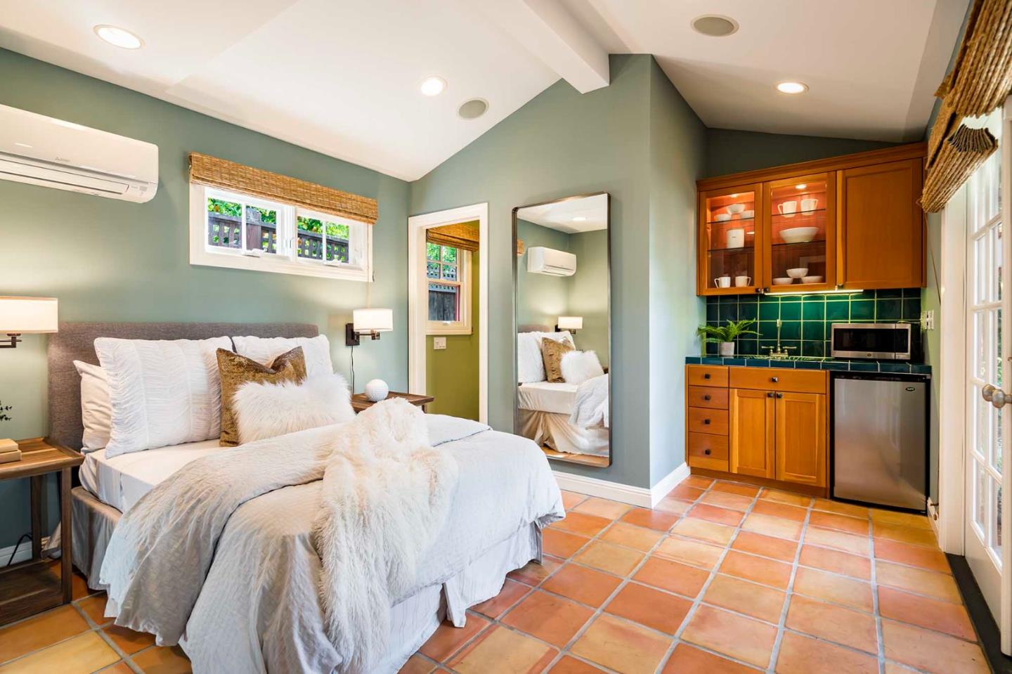 301 Yale Road Menlo Park, CA 94025 - Photo 29 of 31 a bedroom with a bed and a view of bathroom