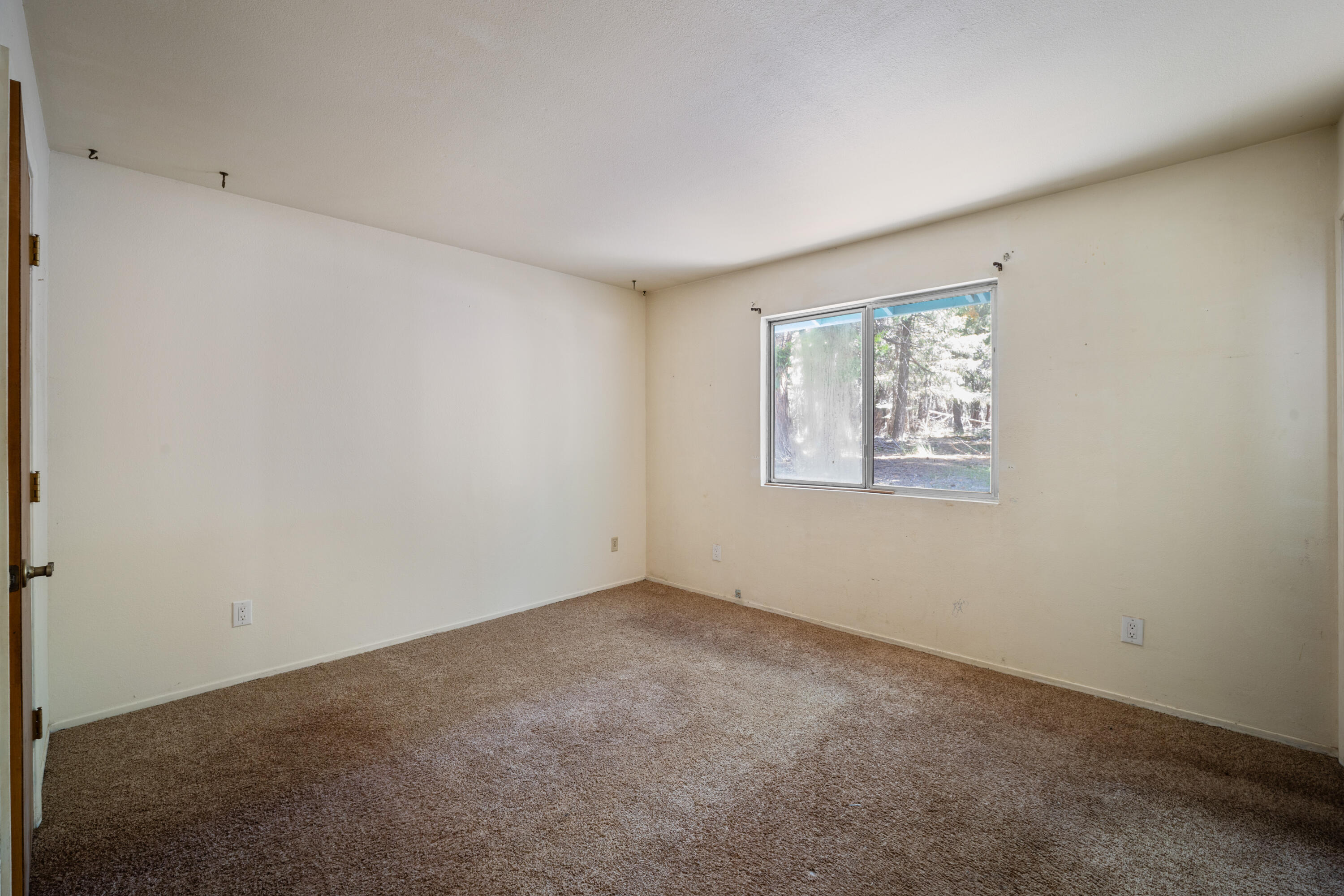 34610 Westward Ho Road Shingletown, CA 96088 - Photo 32 of 34 Interior14