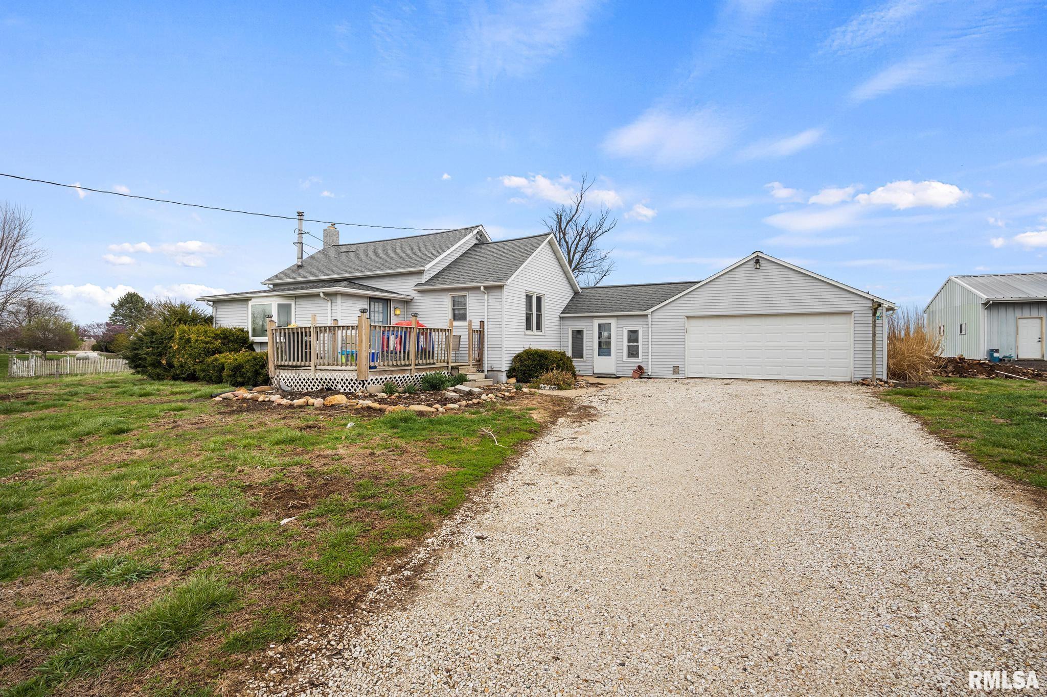 4518 South Hammerich Road Mapleton, IL 61547 - Photo 2 of 24