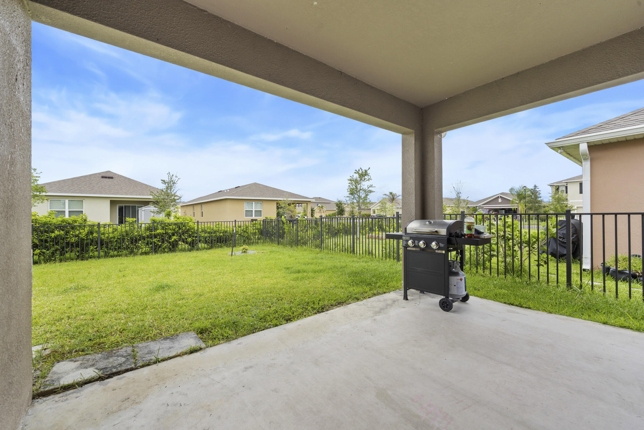 12223 Rimini Way Port St. Lucie, FL 34987 - Photo 21 of 43 5_26