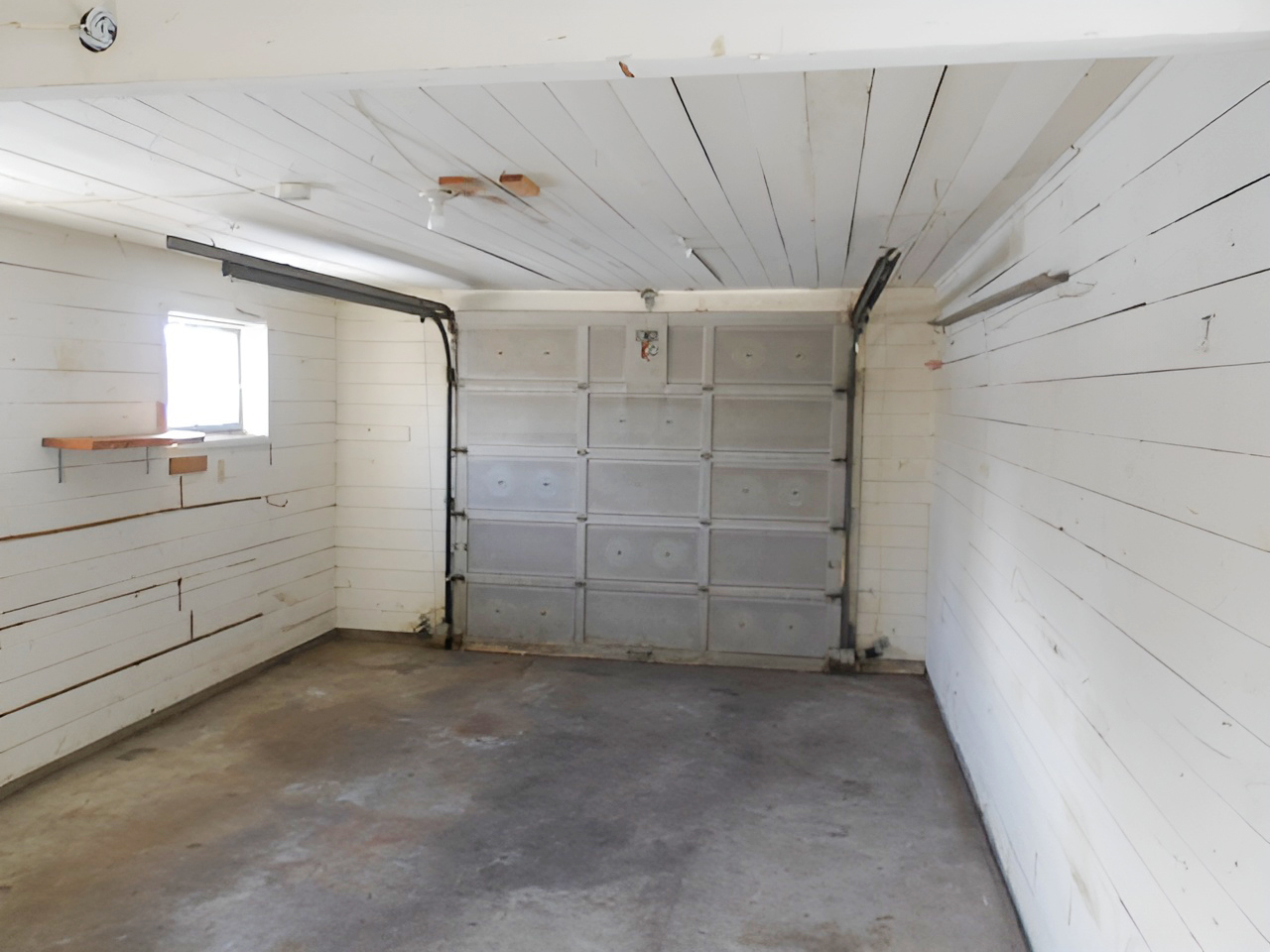 108 North Locust Street Maroa, IL 61756 - Photo 12 of 13 a view of a garage