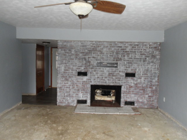 108 North Locust Street Maroa, IL 61756 - Photo 6 of 15