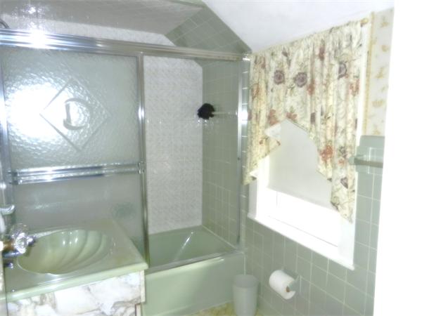 20 Abbey Road Quincy, MA 02169 - Photo 7 of 8