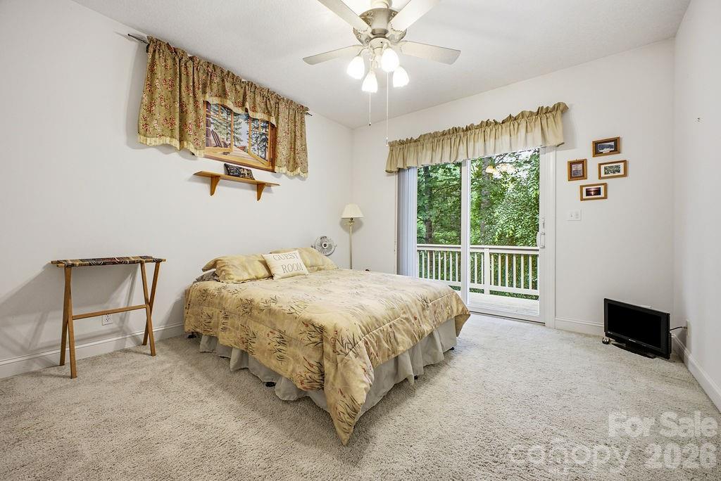 3121 Cove Loop Road Hendersonville, NC 28739 - Photo 15 of 48