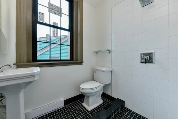 $4,000 | 55 Plymouth Street, Unit 4, Cambridge, MA 02141