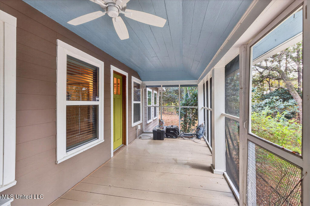 16214 Shaw Road Gulfport, MS 39503 - Photo 45 of 70 16214ShawRd-34