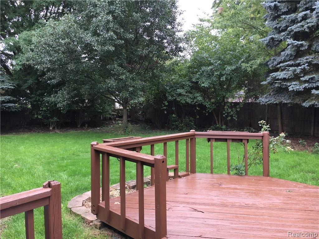 39715 Cheviot Road Canton, MI 48188 - Photo 18 of 19
