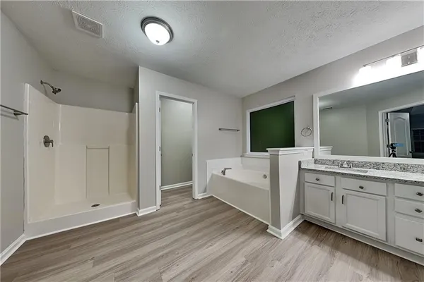 $2,400 | 2381 Temple View Court, Snellville, GA 30078